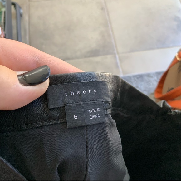 Theory Black Pleat Leather Mini Pencil Skirt - Picture 7 of 10